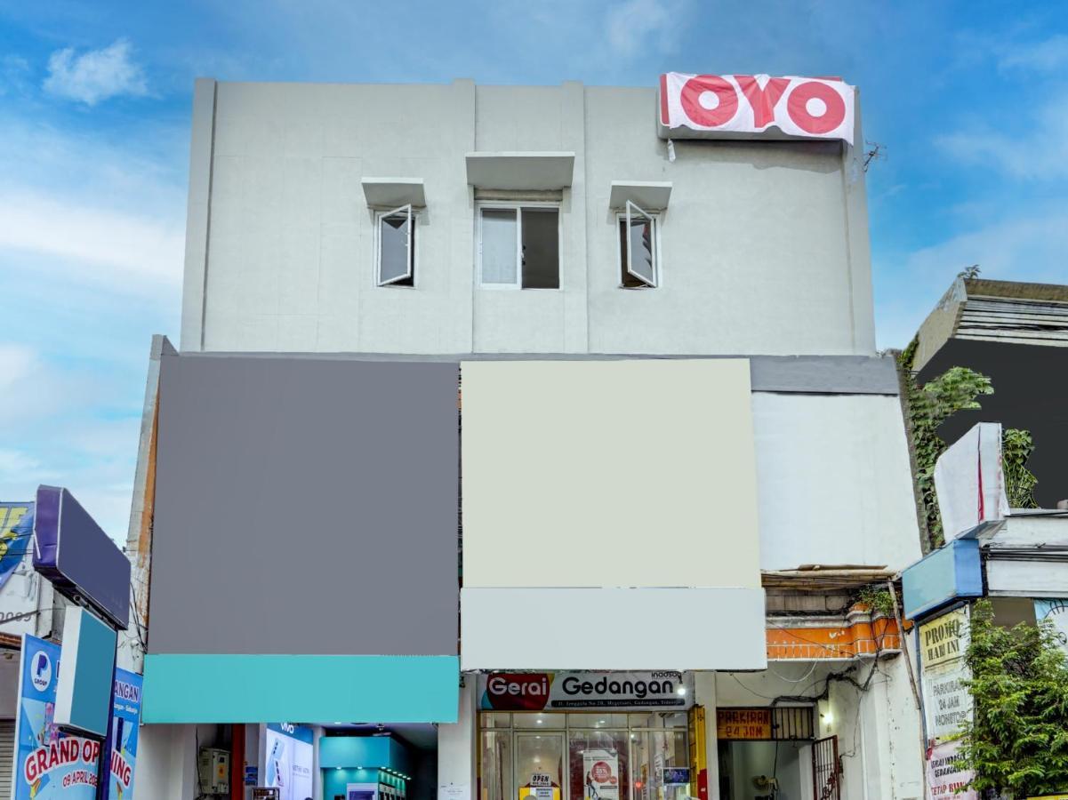 Super Oyo Capital O 92506 K1 Residence Gedangan Sidoarjo Exterior photo